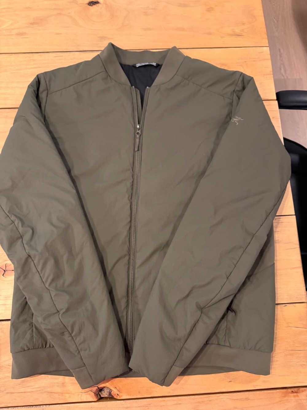 Arc'teryx Seton Jacket Men's M Olive Coreloft Insulated Bomber Coat